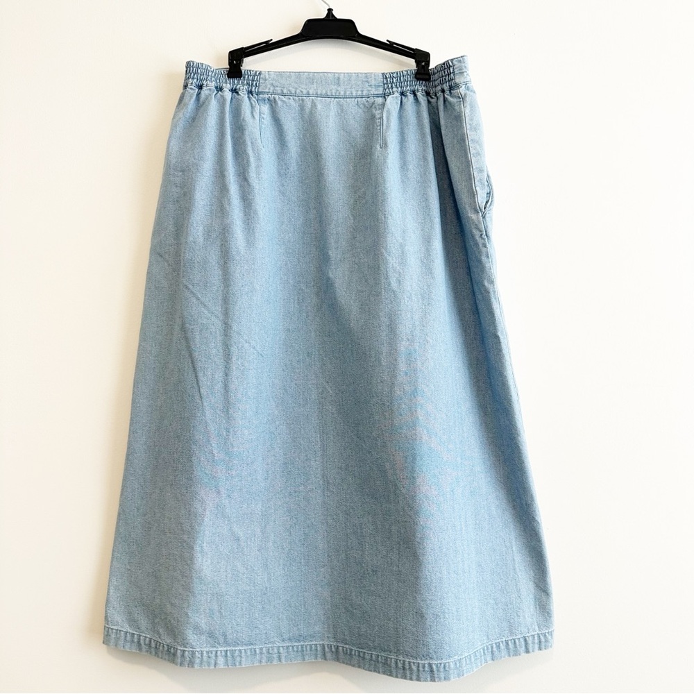 Light Blue Denim Button-Front Women's Skirt - Picture 4 of 10